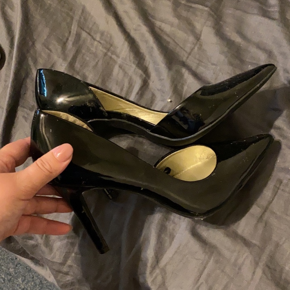 Size 10 heels never worn